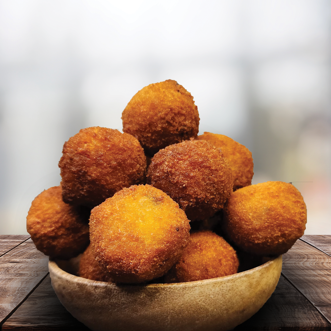 Cheesy Sweet Plantain Bites / Rellenos de Maduro con Queso